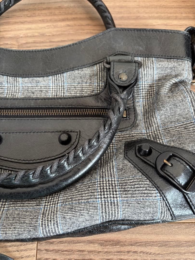 Rare BALENCIAGA The First Shoulder Bag in Black Houndstooth thumbnail 11