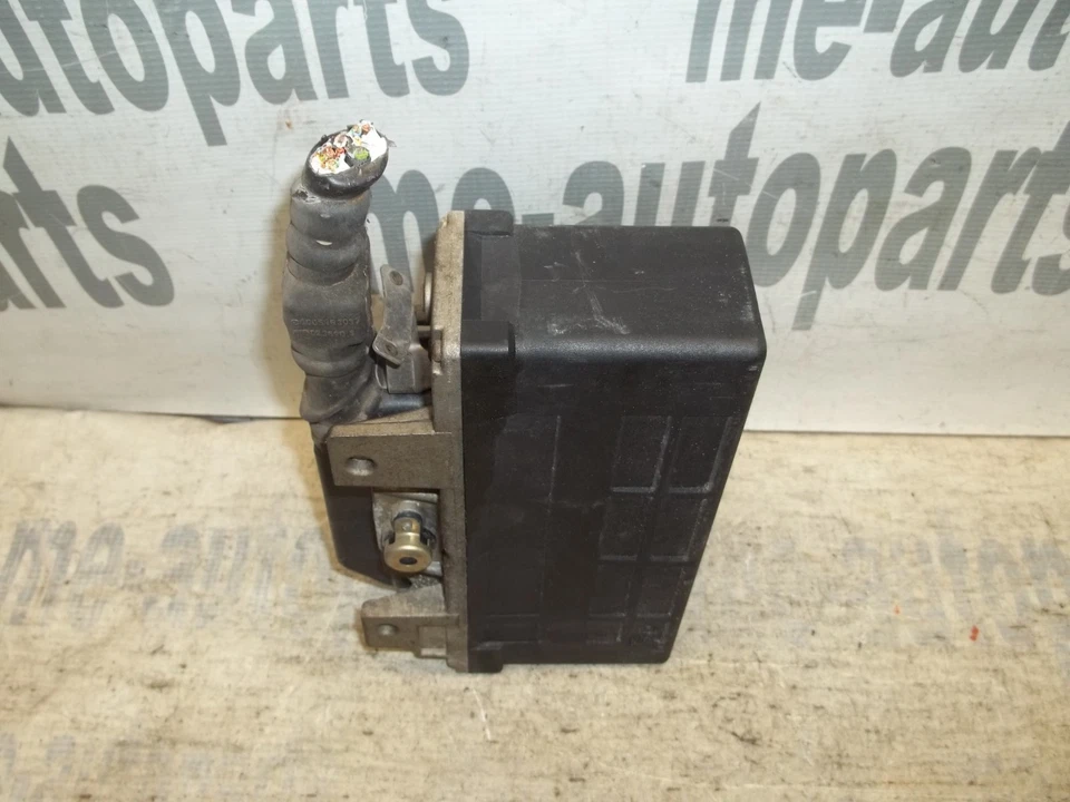 86-93 梅赛德斯-奔驰 W124 W126 W201 ABS 防抱死制动锁系统控制模块 — 第 4/4 张图片