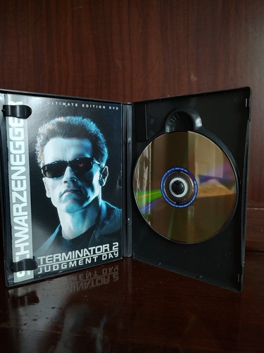 Terminator 2: Judgement Day DVD Ultimate Edition BUY 2 GET 1 FREE/$20+ FREE SHIP - Picture 3 of 3