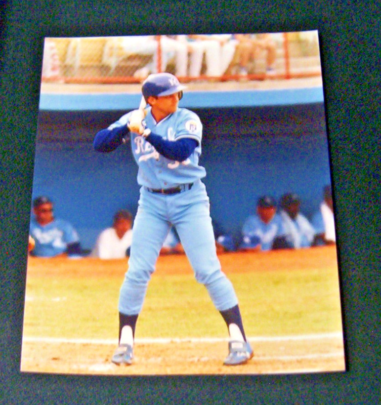 KEVIN SEITZER (KC ROYALS ) PHOTO (8X10)