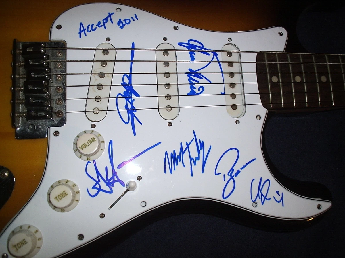 Fender starcaster blue deals