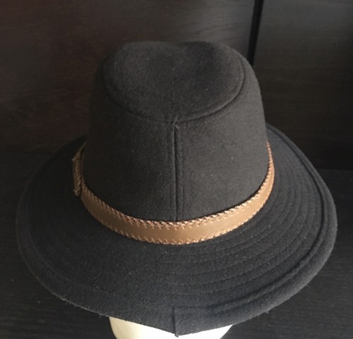 CAPPELLO STETSON FELTRO DI LANA -taglia LARGE - FASCIA DA UOMO IN PELLE CON METALLO NUOVO - VINTAGE - INDOSSATA DELICATAMENTE - Foto 9 di 10
