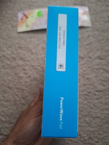 Anker Fast Charging Black Pad With Wall Charger 10 Watt Max - Picture 4 of 7