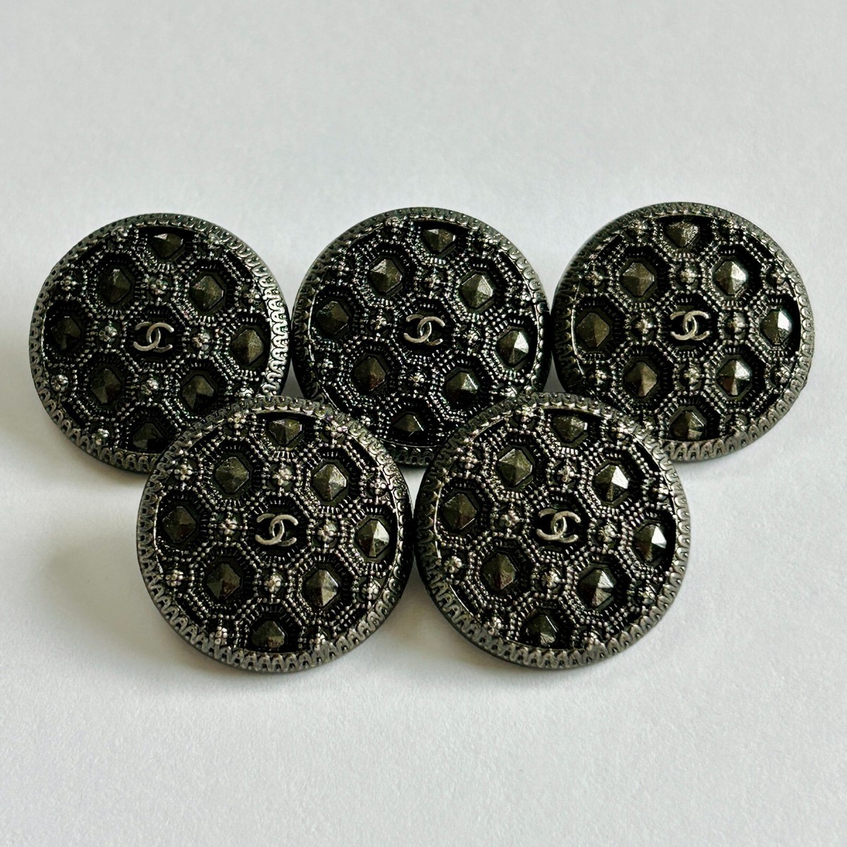 10 Black Chanel Buttons CC Logo 20mm Metal Vintage (LG164