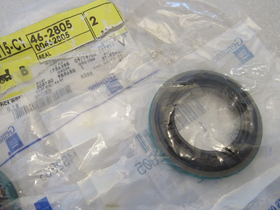 Nuevo de Lote Antiguo Chevy GMC K3 K35 1977-86 Pick-up Front King Pin Rodamiento Tapa Sello GM 462805 Foto 3 de 4