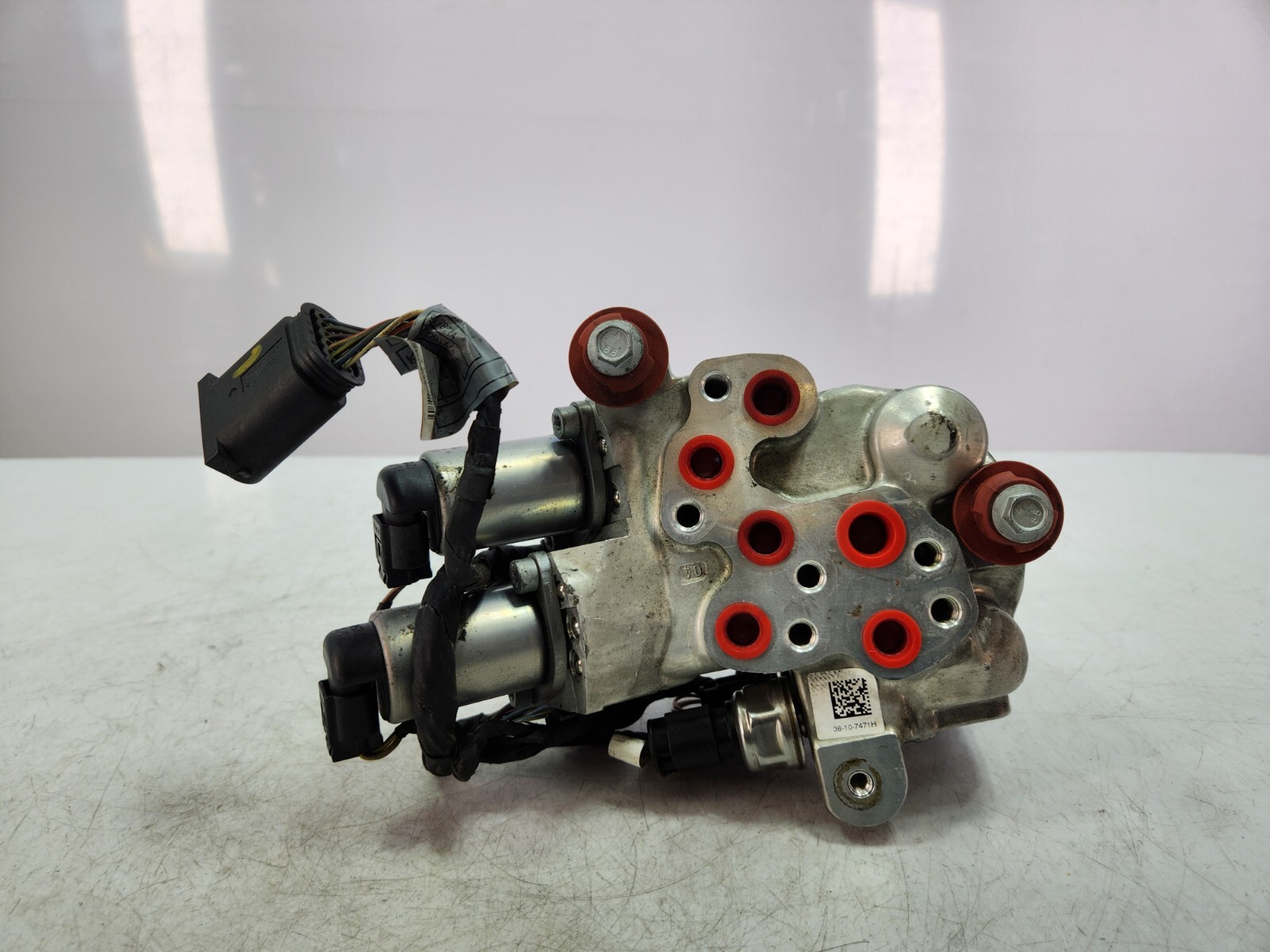 ✅ 2010-2018 OEM Rolls Royce Ghost RR4 Air Suspension Compressor Valve Block