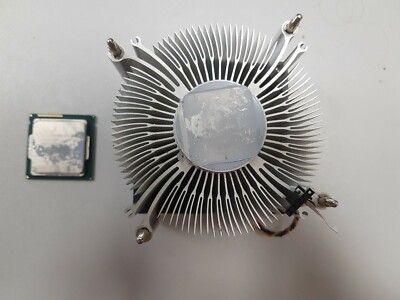 Intel Xeon E3-1225 V3 (SR1KX) 3,20GHz 4-Core LGA1150 CPU (mit Lüfter)