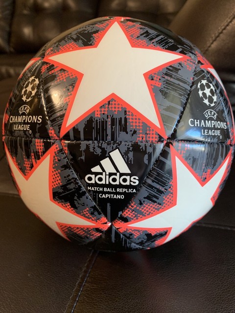 match ball replica capitano