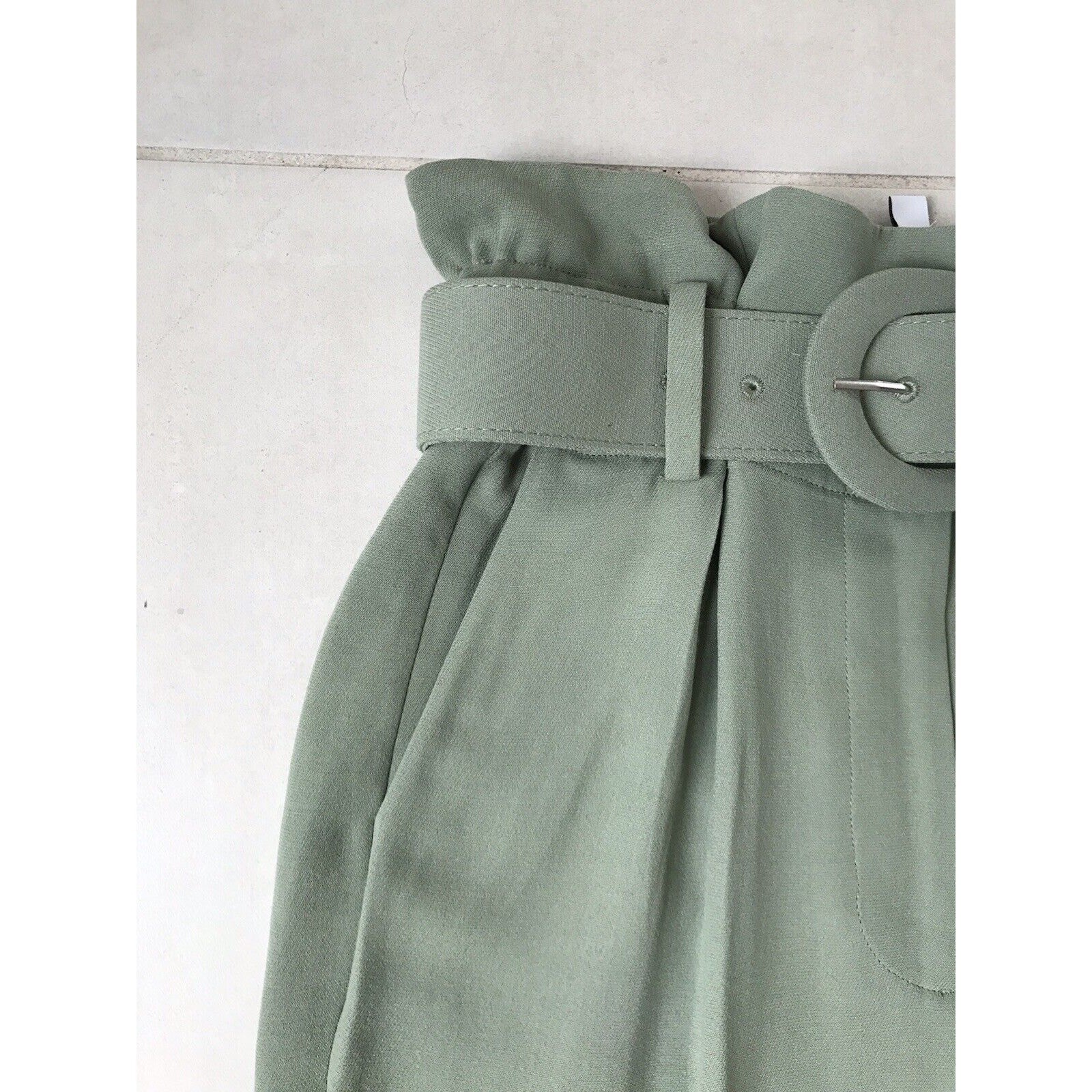 ALTRA & Other Stories Pantalone Donna Tg 2 Crop Vita Alta Cintura Sacchetto di Carta Vita Verde