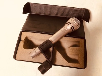 AKG D125. Vintage Mikrofon   RAR. Funktionstüchtig. Mit Original Halterung, OVP