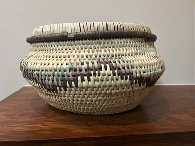 Vintage Large Pacific Northwest Native Indian Gathering Grass Cedar Basket