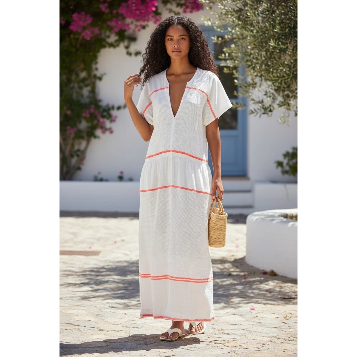 strapless open back dress Jezebel White Lace Plunge-Neck Collared Midi Dress – Club L London