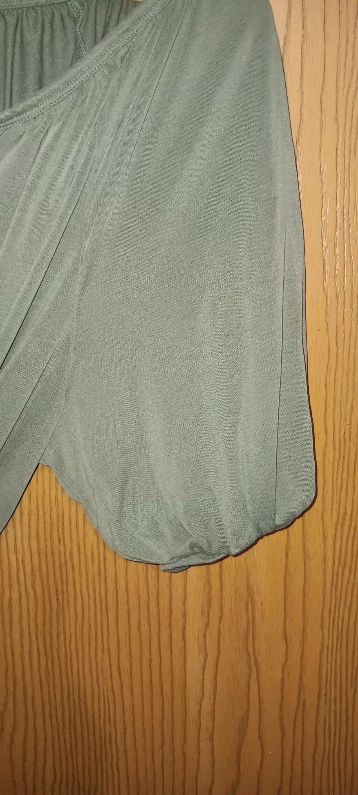 Lucky Brand Vneck Puffed Sleeves Blouse Womens Size XL Sage Green Elastic Waist
