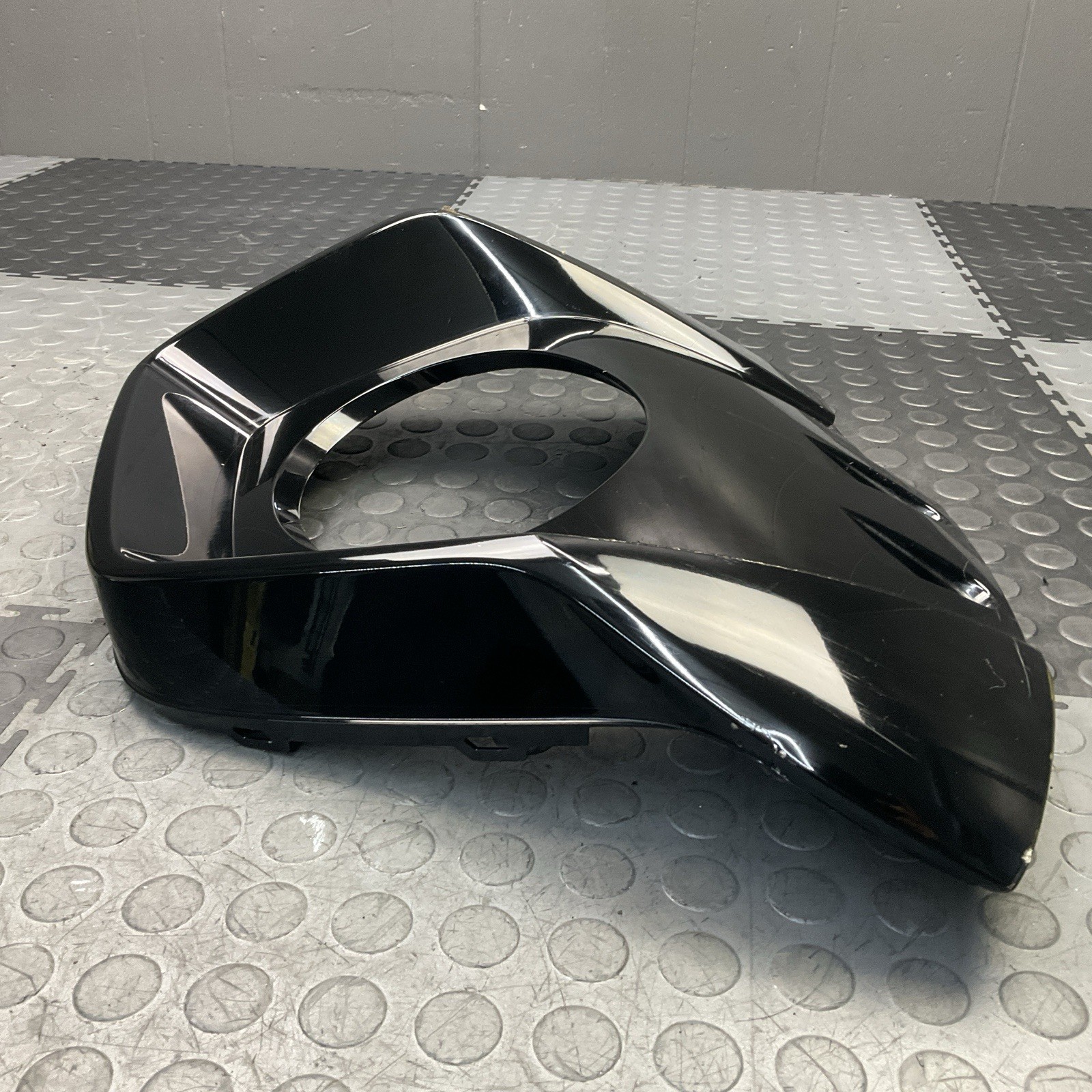 2016-2018 Audi R8 Rear Left Lower Bumper Diffuser Trim Panel Molding Cover OEM
