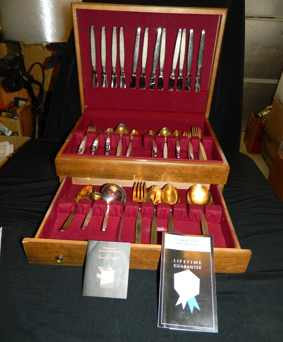 ONEIDA "SILVER SANDS" 79 Pc. SILVERPLATED FLATWARE SET FOR 12, + 9 SERV Pcs., EX