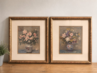 Paar Marcel Dyf Vintage Blumenmuster in eleganten goldfarbenen Holzrahmen