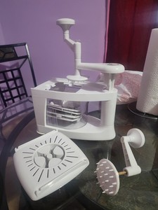 White Counter Top Spiralizer with Interchangeable Blades and Bowl