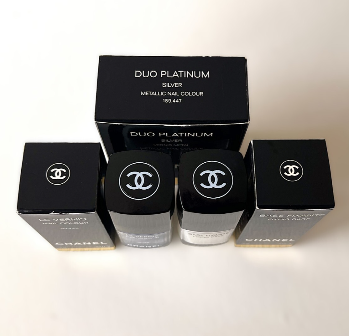 CHANEL Le Vernis Nail Polish DUO PLATINUM SILVER with Fixing Base