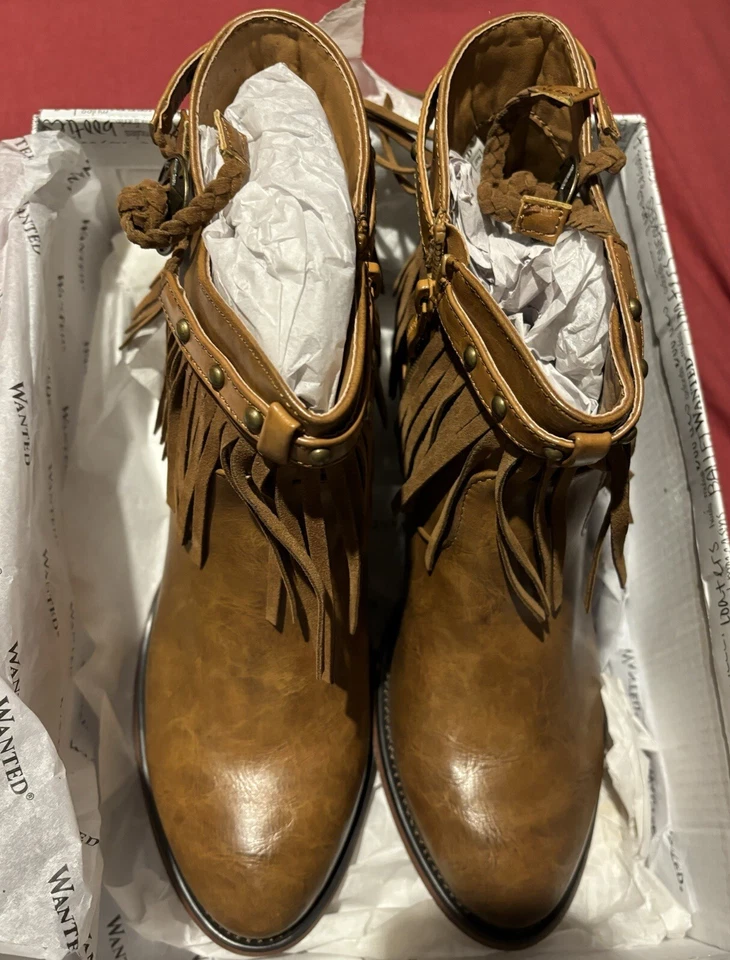 Женские сапоги с бахромой на лодыжке размер 8 1/2. Совершенно новый в коробке. - Изображение 3 из 4