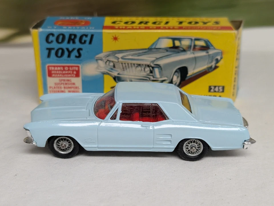 Corgi Toys 245 Buick Riviera Vintage original modelcar - Bild 3 von 4