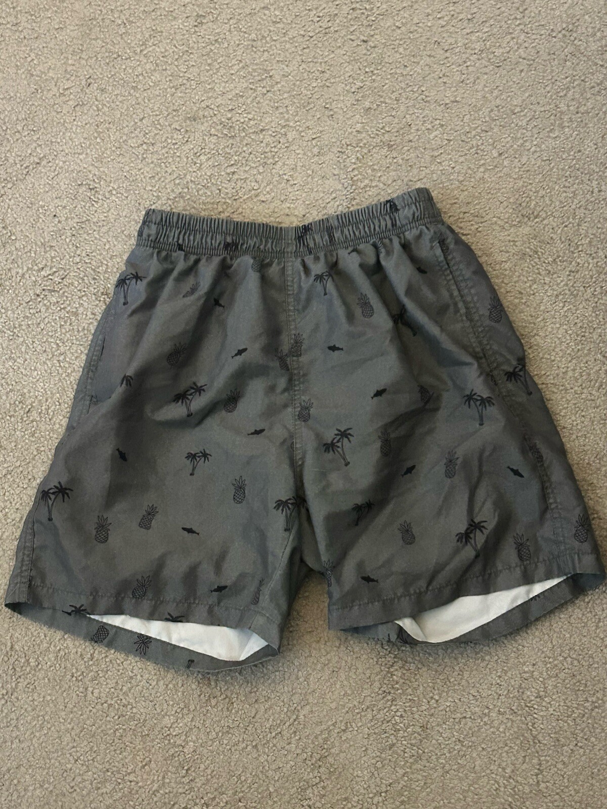Picture 1 of 2