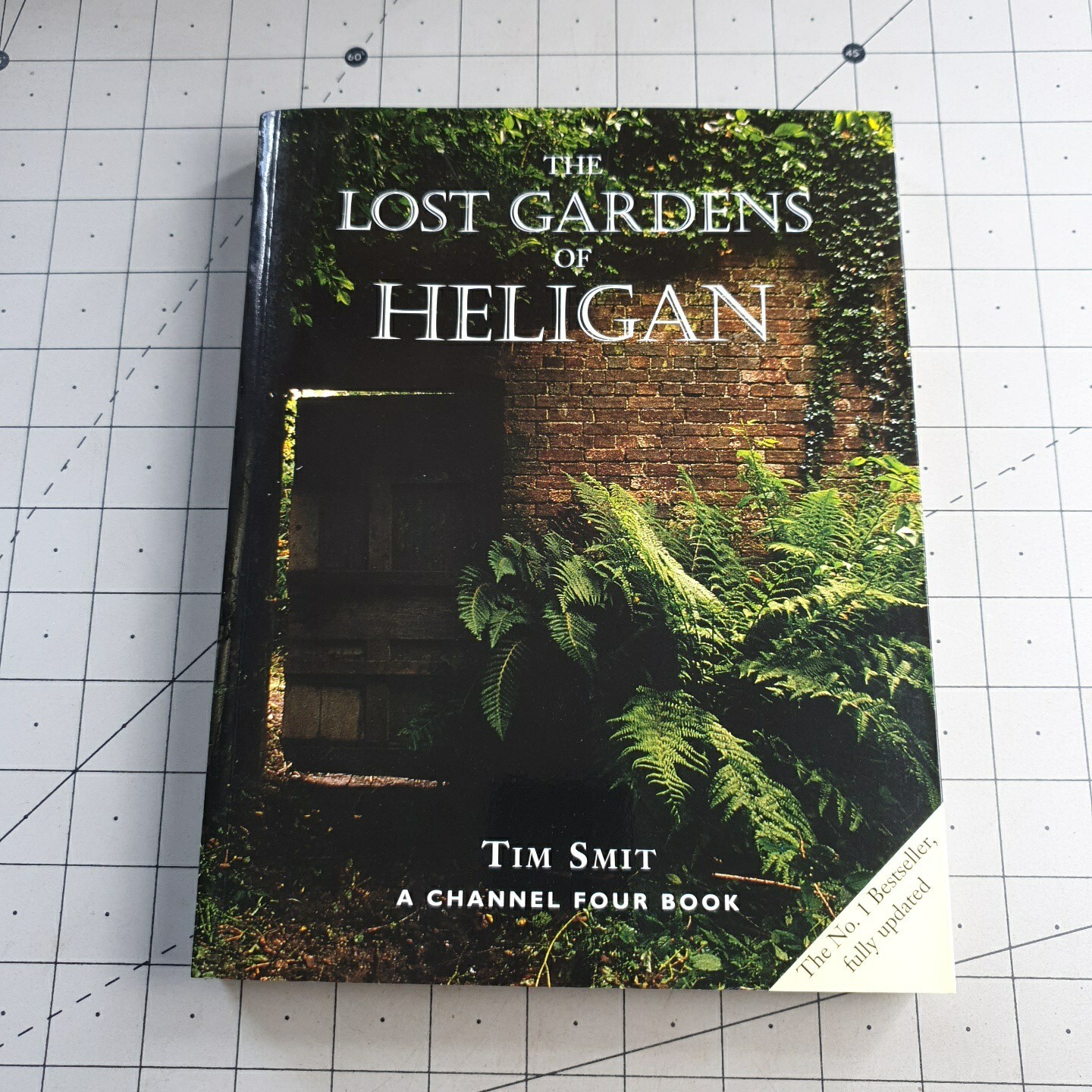 The Lost Garden of Heligan Tim Smit SIGNED Channel 4 1999 Paperback Book