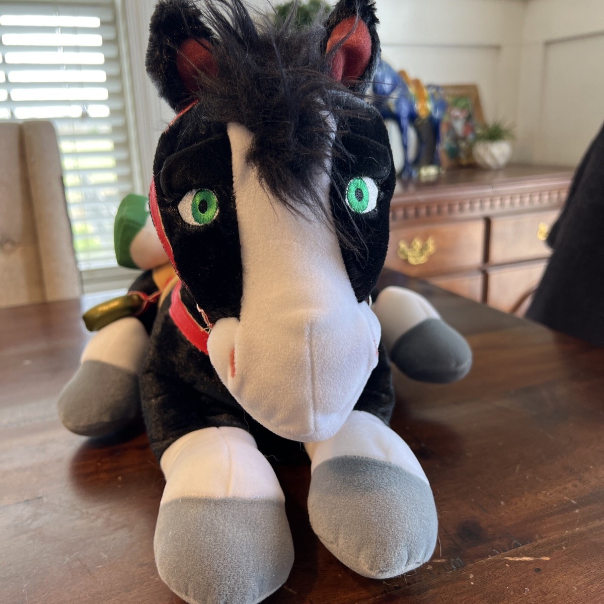 Disney - ディズニー【ムーラン】ぬいぐるみ　Khan Black Horse　46センチ Amazon.com: Disney Mulan – Khan Plush – Medium – 15 inches