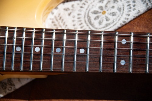 1985 B.C. Rich Warlock Aged White - Made in Japan - Pro Set Up w Perfect Frets - Picture 9 of 19