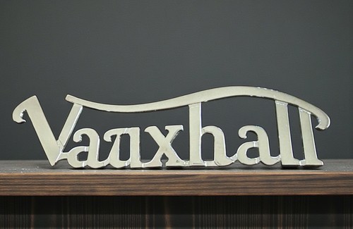 Original 1928-1930 Vauxhall 20/60 Saloon Tourer Radiator Emblem Script Re Chrome