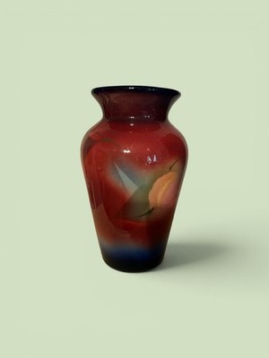 VINTAGE JUDITH STILES POTTERY 8.5  VASE