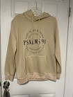 Cream Hoodie Size Medium — photo 1