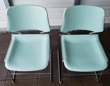 2 Vintage Krueger Stacking Chairs - Mid Century Modern Steel Frame Mint Color
