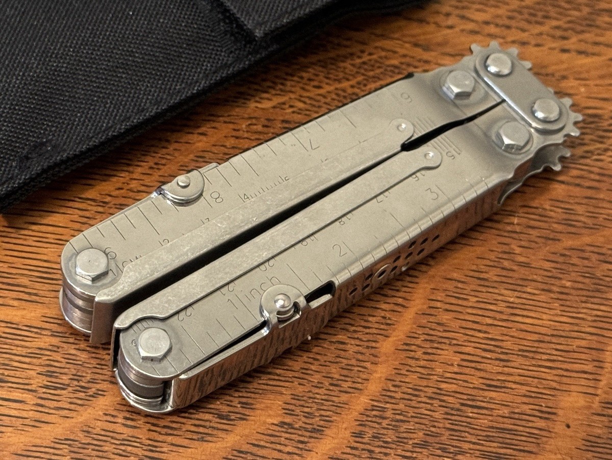 VINTAGE EARLY SOG POWER LOCK S60 UNUSED IN BOX/CASE MULTI TOOL