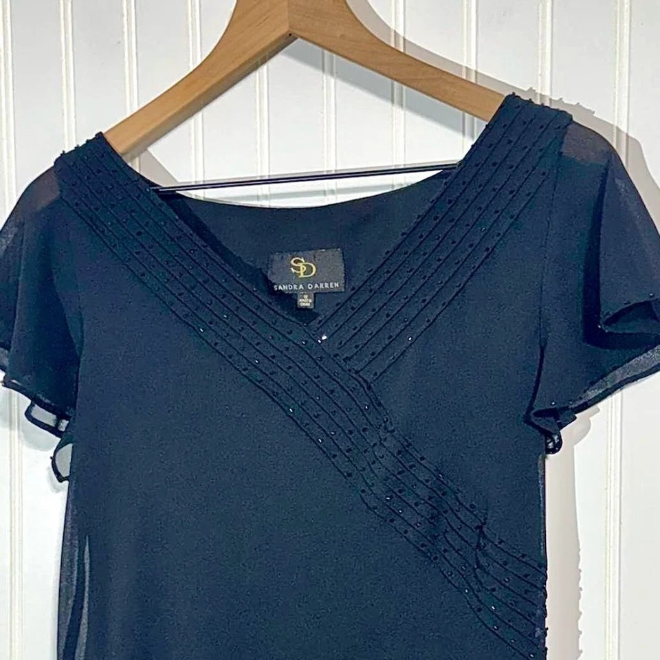 Vestido Sandra Darren 12 Negro Chifón Cuentas Cuello en V Pañuelo Dobladillo Formal Y2K Foto 2 de 4