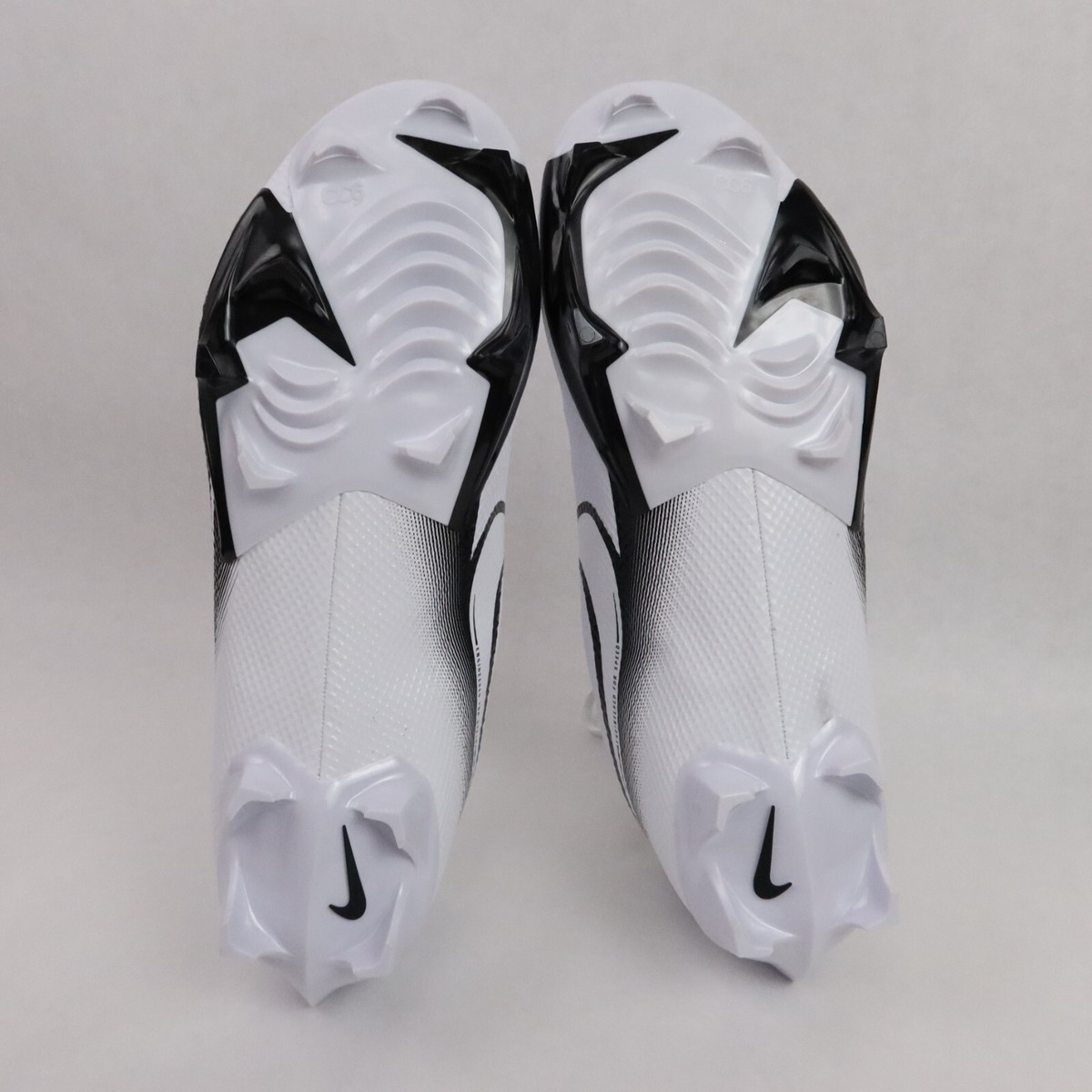 Nike Vapor Edge Pro CC6 Men\'s Size‎ 11 White Silver Football Cleats Nike Vapor Edge Pro 360 2 Football Cleat | Hibbett main image 2