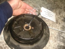 1993 Johnson 15hp flywheel manual start    J15RETB  boat motor part bin 745