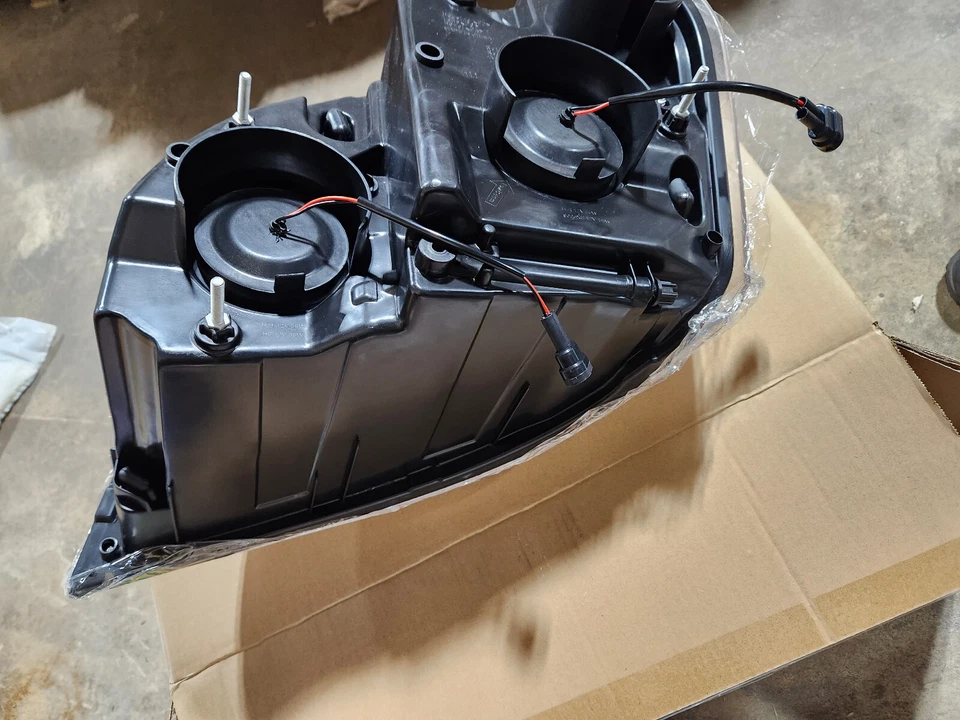 Conjunto de faros LED, delantero derecho se adapta 08-18 Freightliner Cascadia Foto 4 de 4