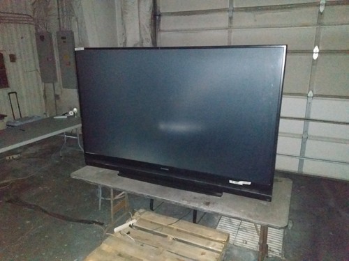 Mitsubishi lcd rear projection television 70 inches. - Picture 2 of 5