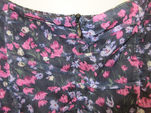 Eilly Bazar Ruched Lantern Sleeve Floral Ruffle Hem Mini OFF SHOULDER Dress Sm. - Picture 5 of 7