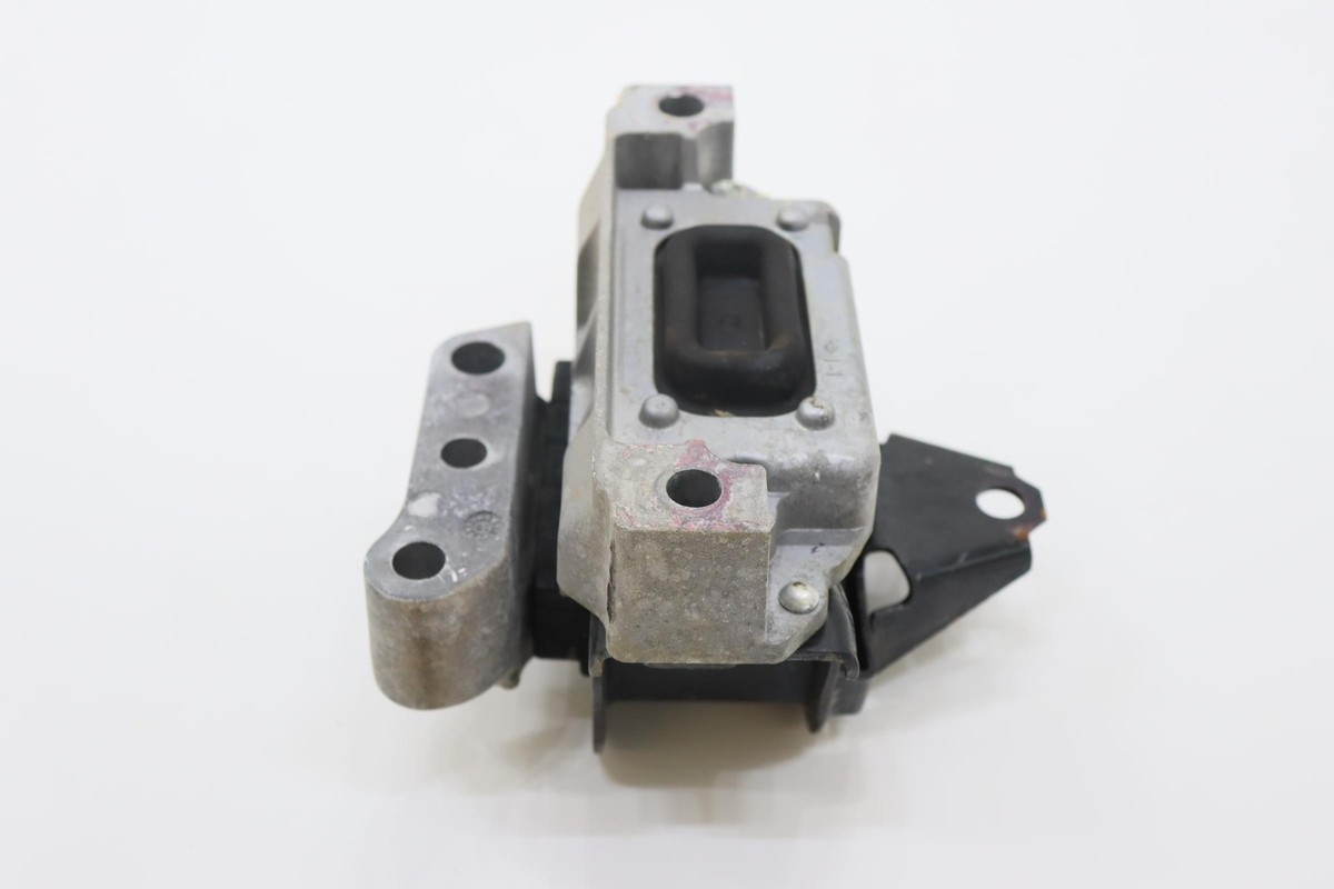 2014 - 2020 MITSUBISHI OUTLANDER 2.4L ENGINE RIGHT BRACKET MOUNT  