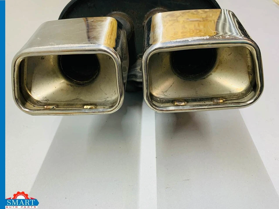 Tubo de escape silenciador trasero Chrysler Crossfire con puntas cromadas 04-08 OEM Foto 3 de 4