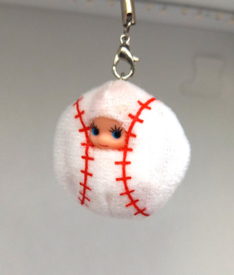 Baseball Custom Kewpie Baby Angel Puppe 3 cm groß