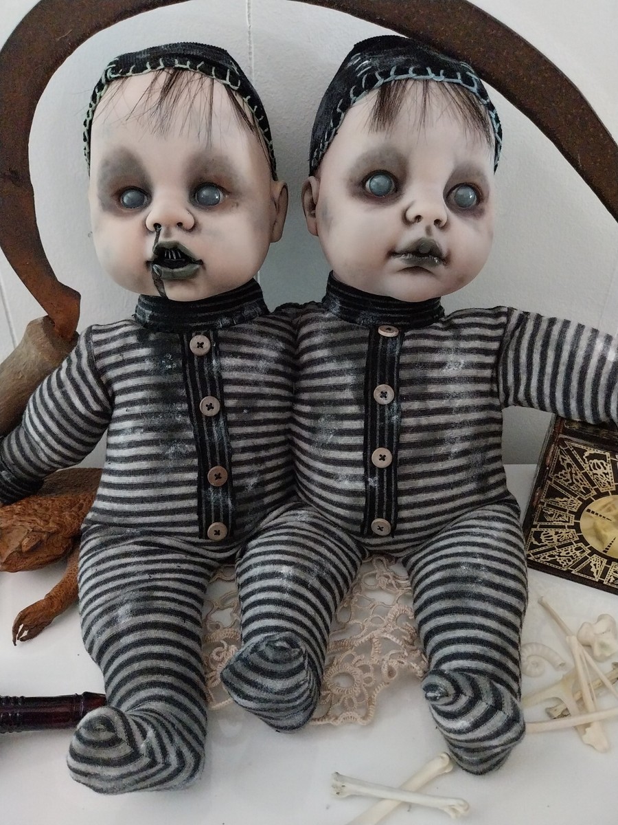 Screatures ODD ODILON Conjoined Twins Baby Doll Horror Demon