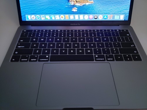 VENTURA Apple MacBook Pro 13 Retina Laptop | 2017-2018 | 2.3GHz i5 | 256GB SSD - Picture 8 of 10