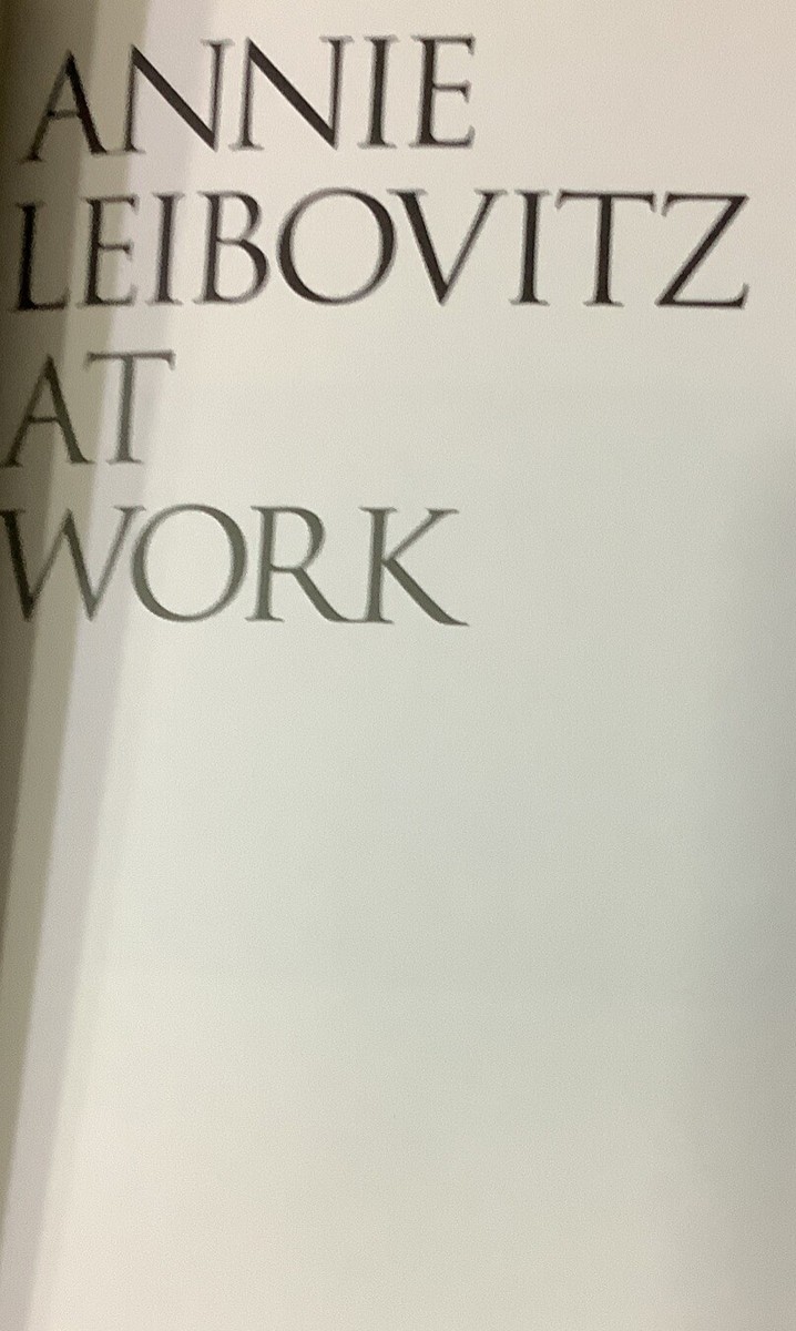 洋書 annie leibovitz at work Annie Leibovitz At Work: Leibovitz, Annie: 9781838668204
