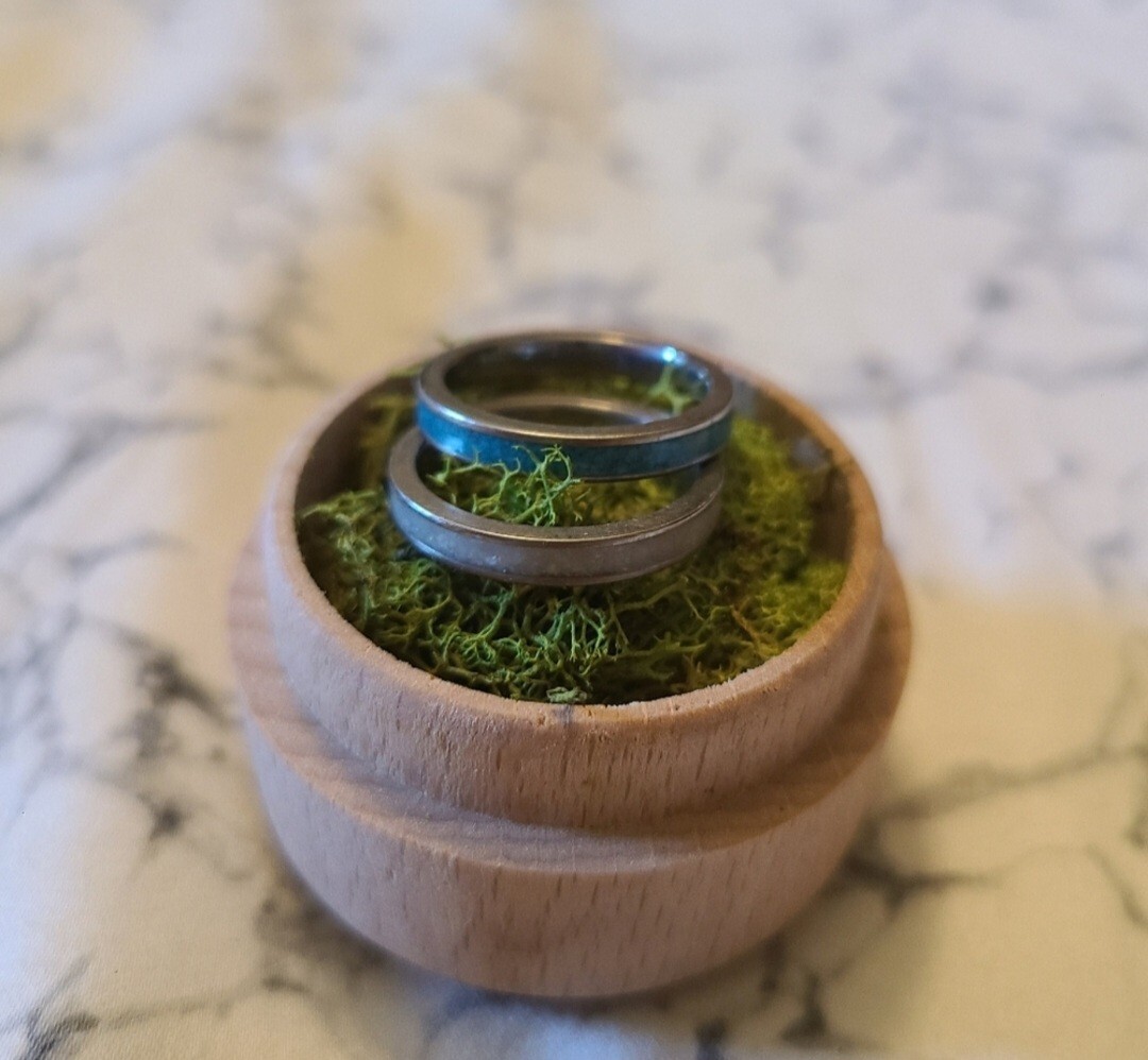 Size 6 Two Stackable Rings - image 4