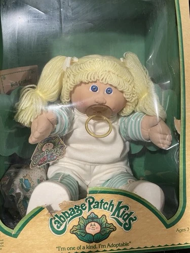 Cabbage Patch Kids 1983 Blonde Yarn Hair Play Doll w/ Birth Certificate & Outfit