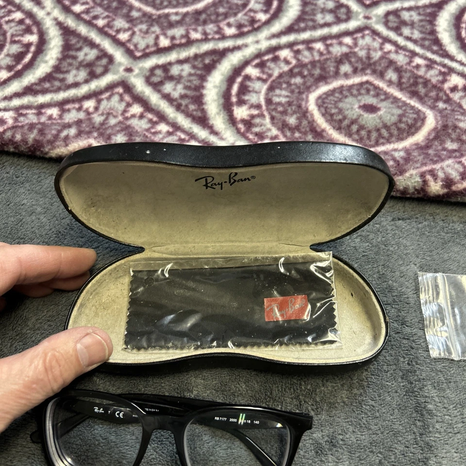 RAYBAN RB7177 2000 Shiny Black 51/18 140 Eyeglass Frame 100% Authentic preowned - image 3 of 4