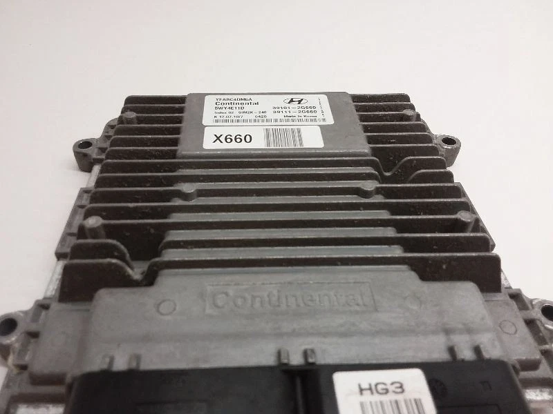Módulo de control electrónico ECM motor Hyundai Sonata 11 2011 2,4 L automático Foto 2 de 4
