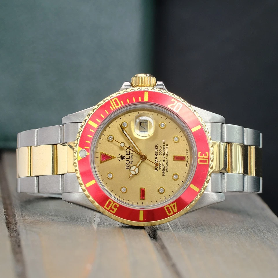 Rolex Submariner 16613 Reloj Dos Tonos Champagne Diamante Rubí Esfera Inserto Rojo 40mm Foto 3 de 4